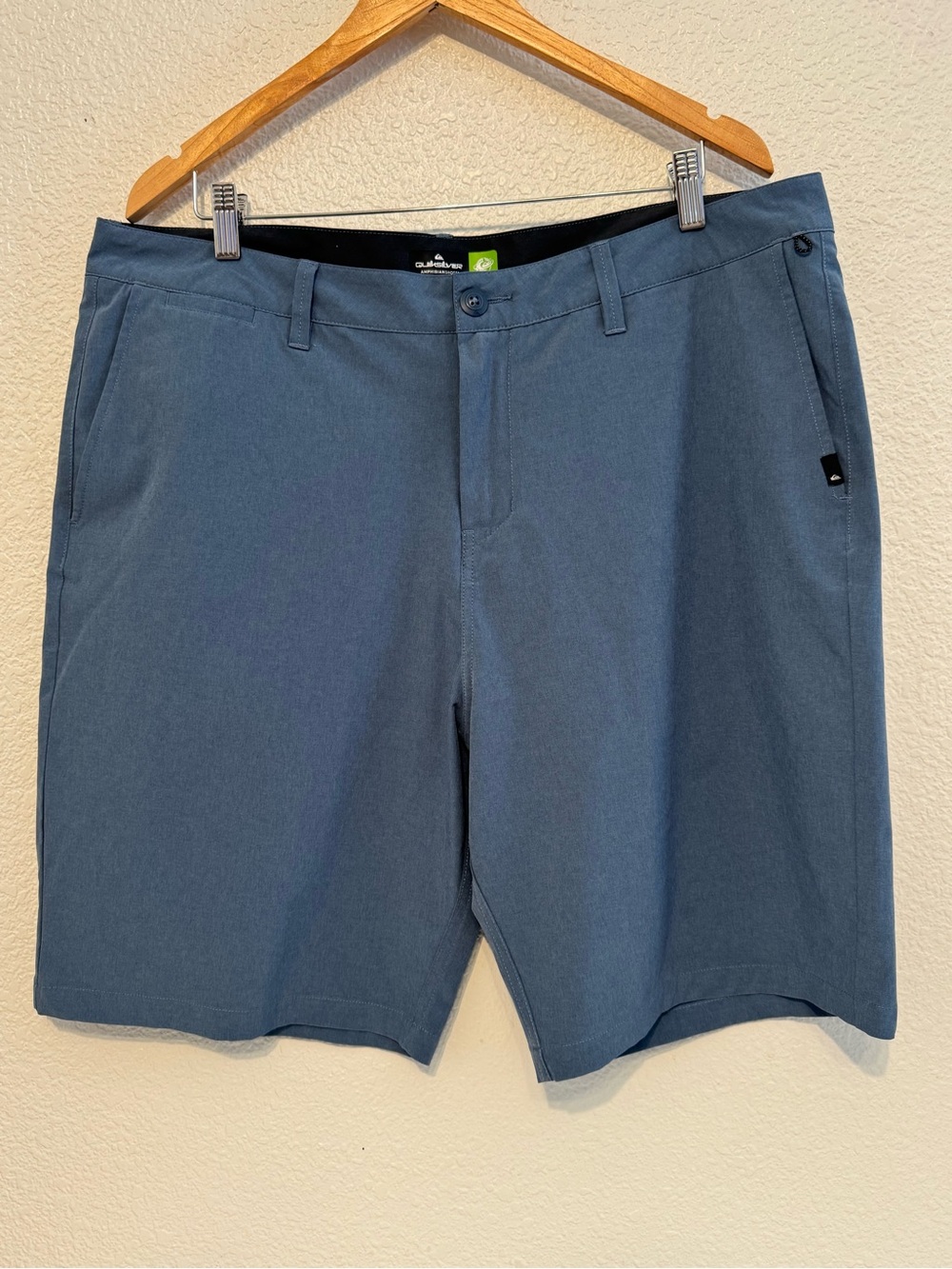 Quiksilver Men's Slate Blue Flat Front Shorts